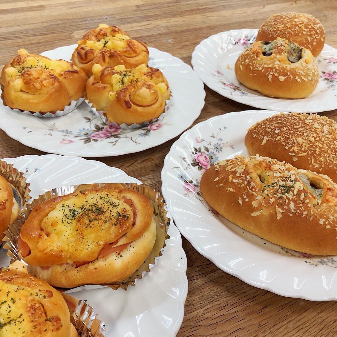 ハムチーズロール＆カレーパン