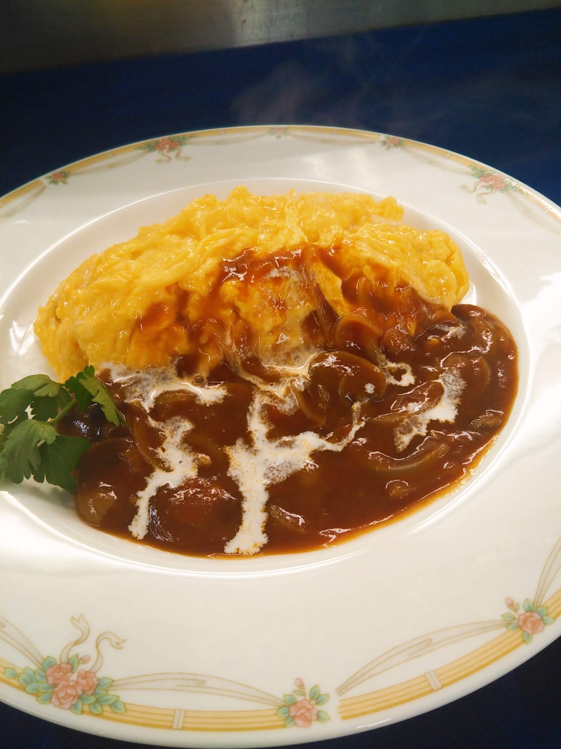 半熟とろとろ　ハヤシライス＆オムレツ