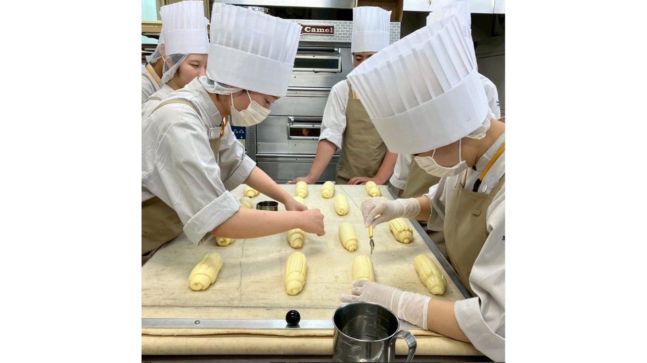 製菓１年生　パン実習