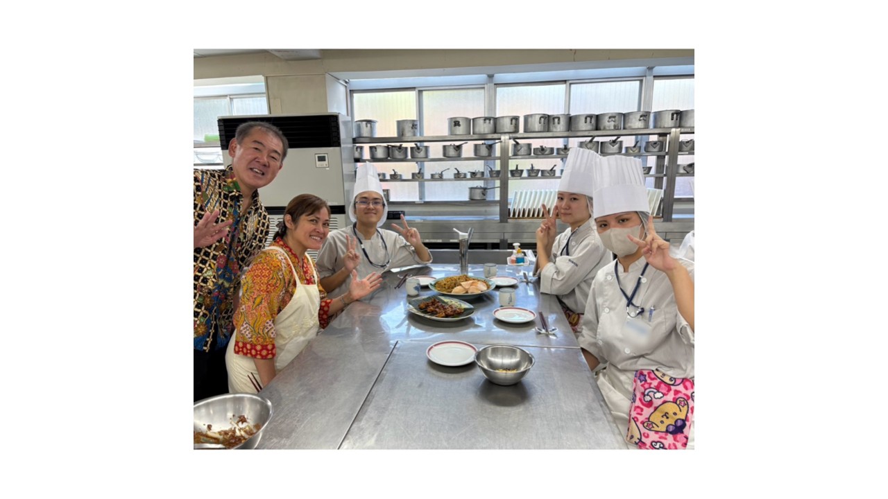 インドネシアの料理を体験